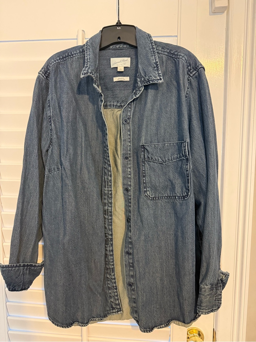 Universal Thread Womens Men’s Denim Button-Down Shirt - Blue